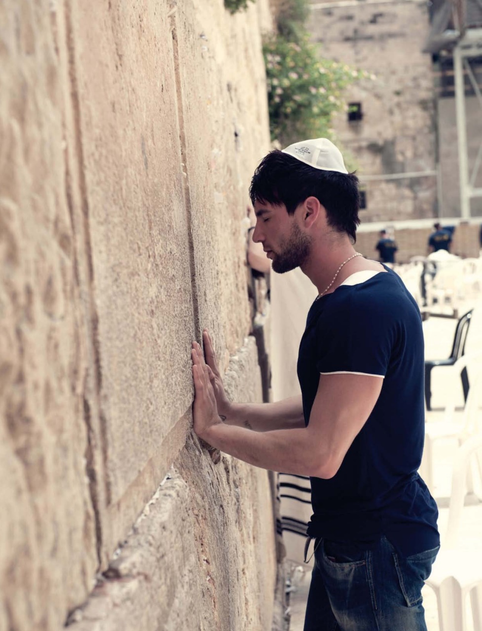 QMagazine Preview Pages