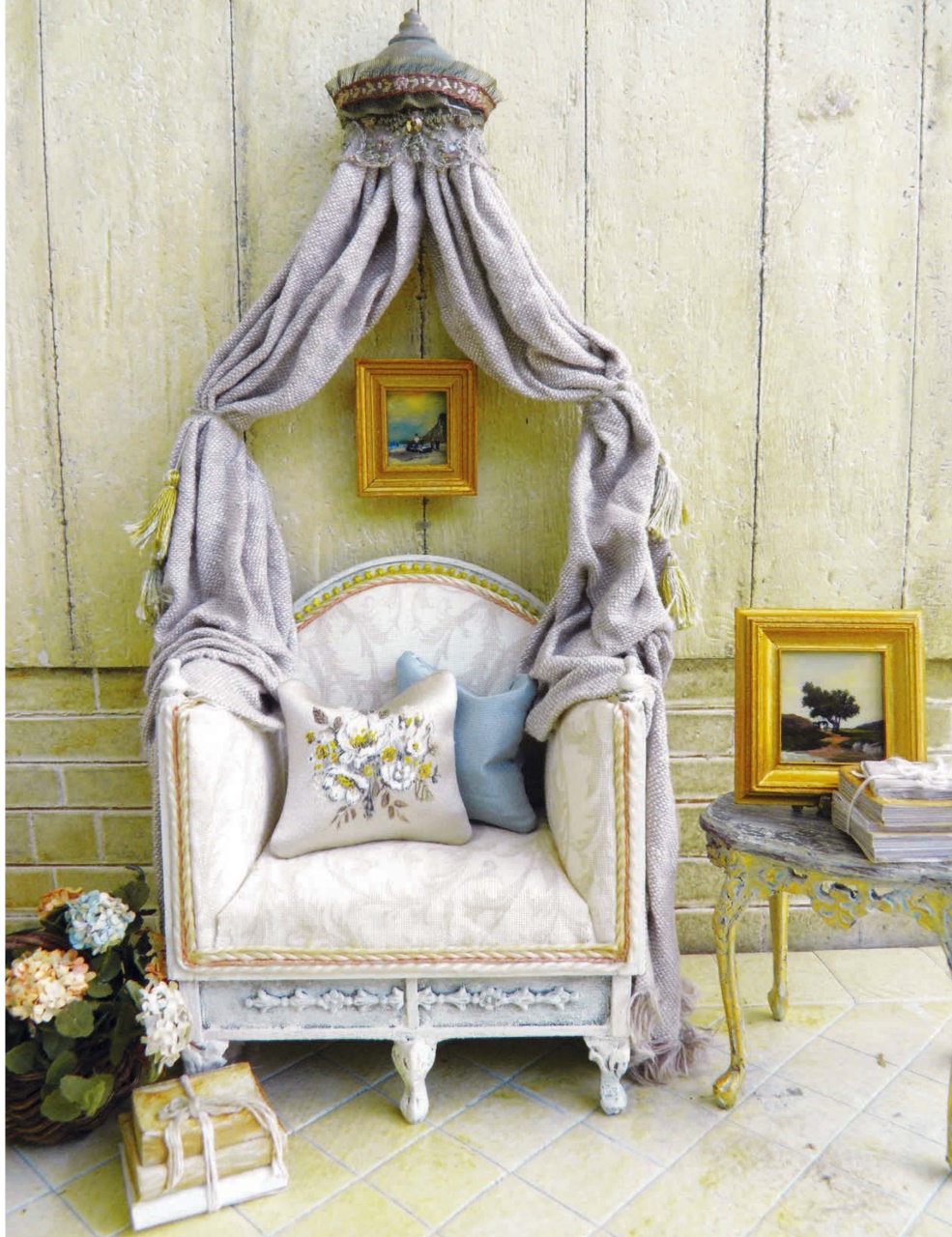 Dolls House World Preview Pages