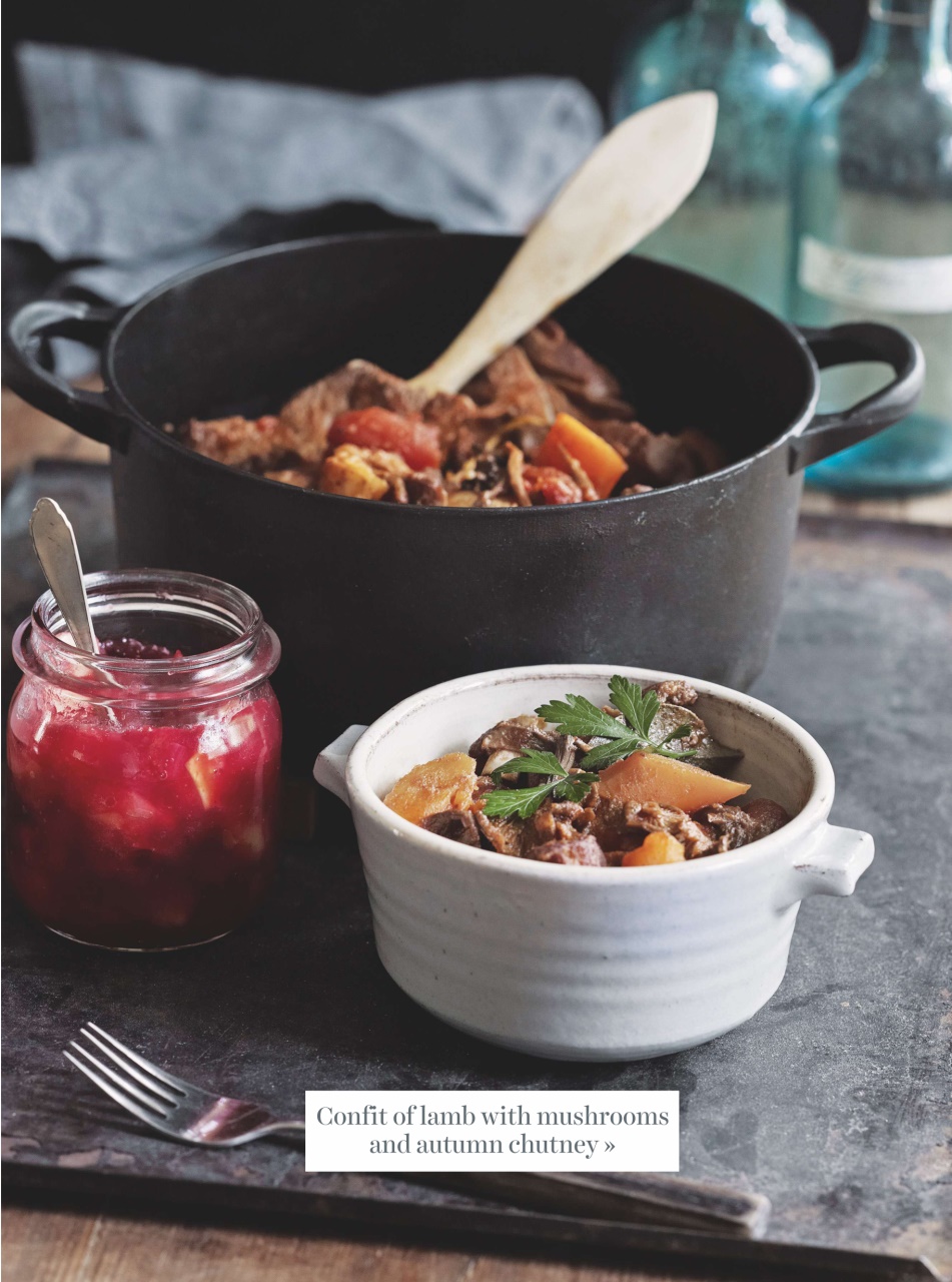 Country Homes & Interiors Preview Pages