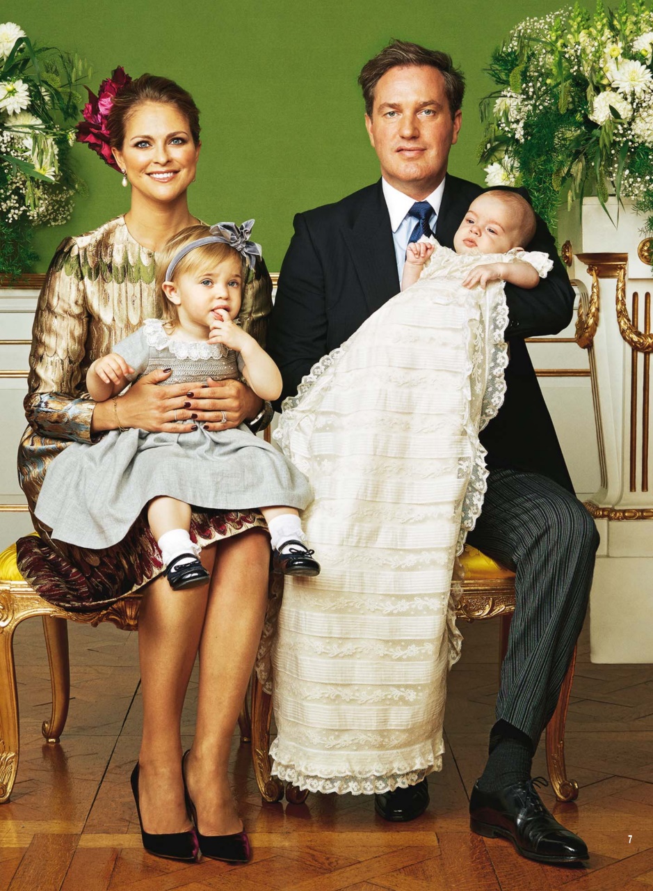 Hello! Magazine Preview Pages