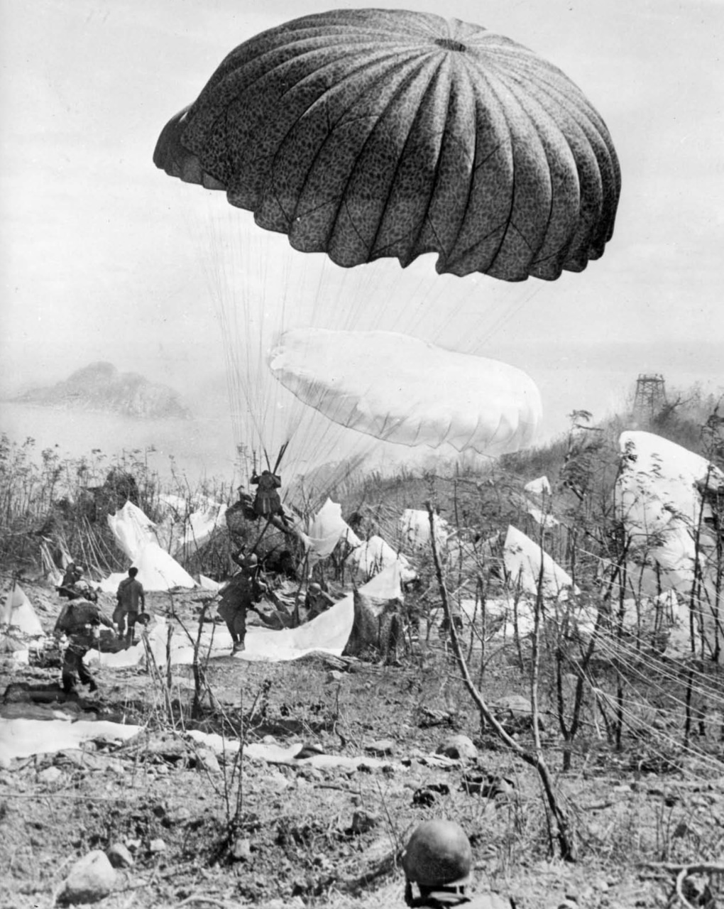 WW2 History Magazine Preview Pages