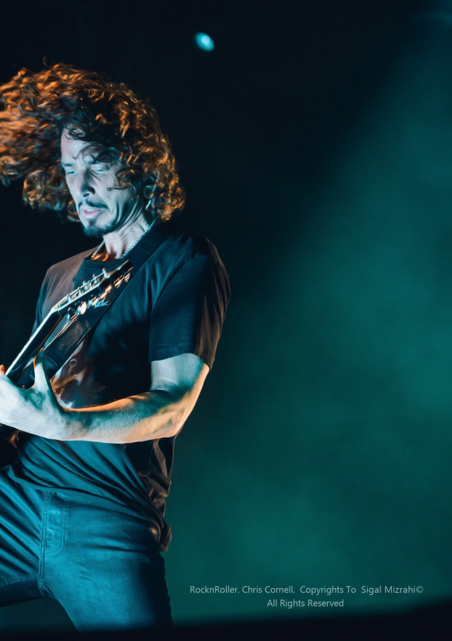 Lens Magazine Preview Pages