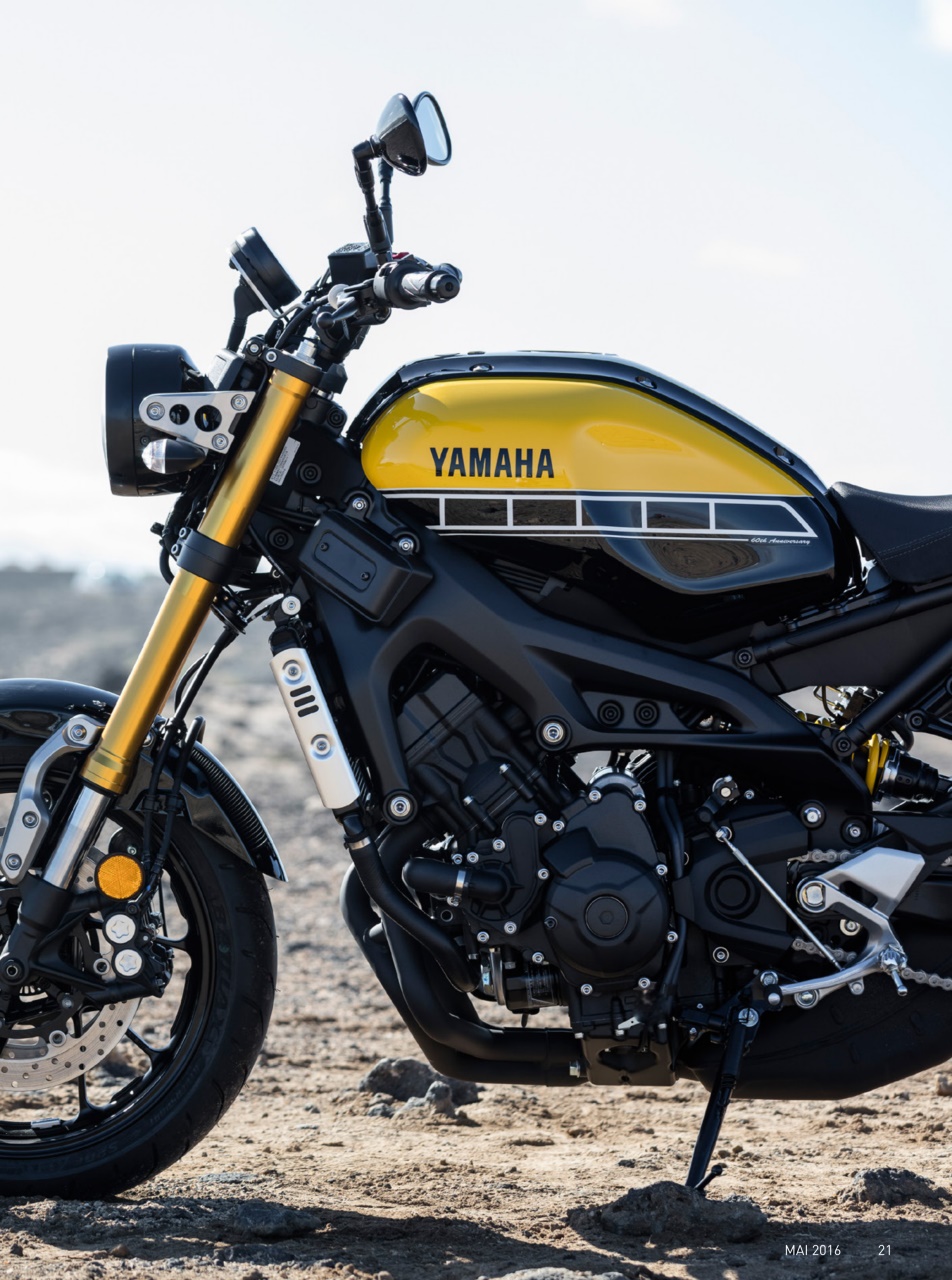 Moto Journal Preview Pages
