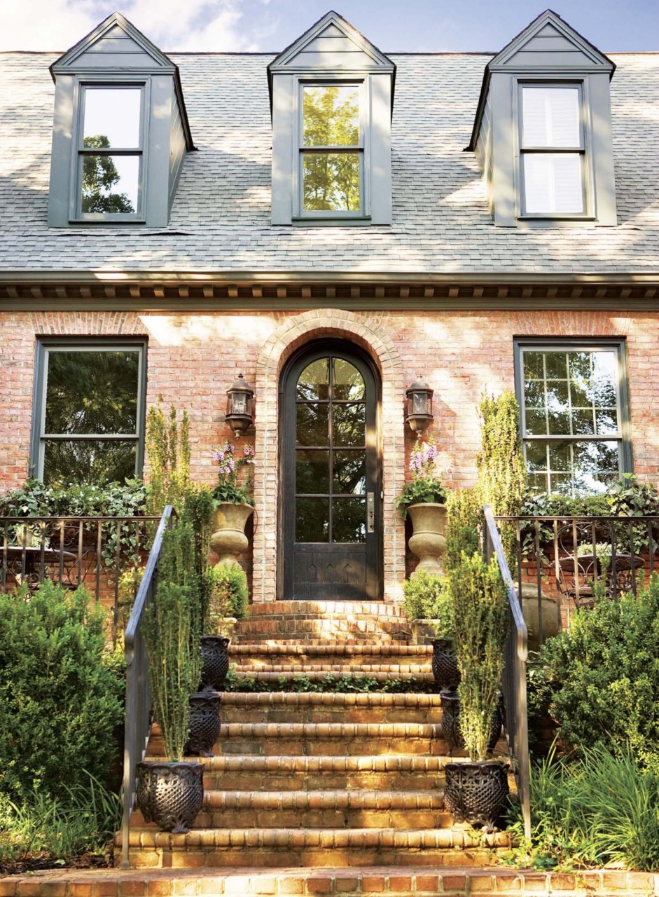 Romantic Homes Preview Pages