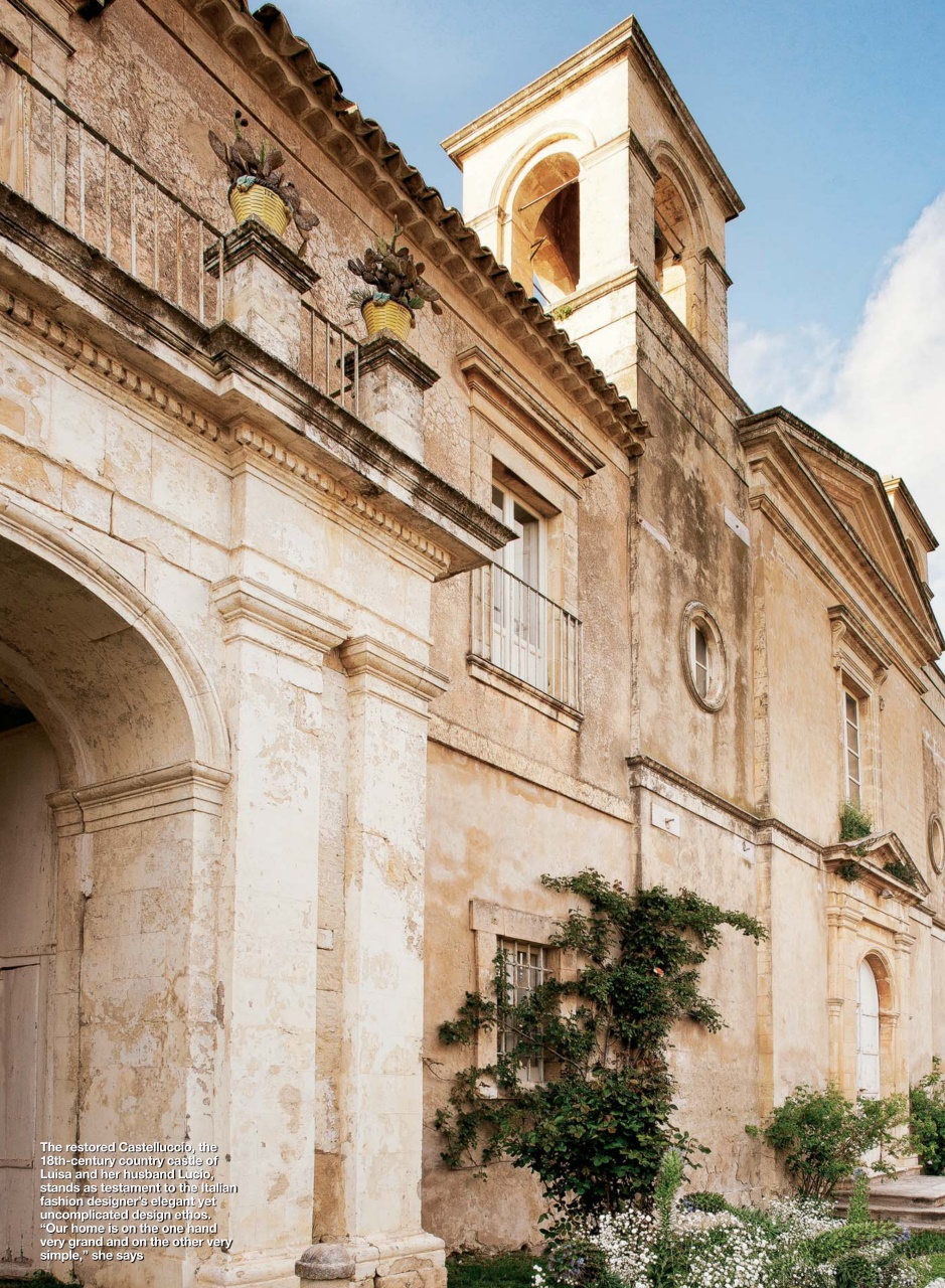 Hello! Magazine Preview Pages