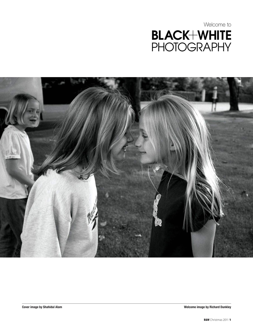 Black+White Photography Preview Pages
