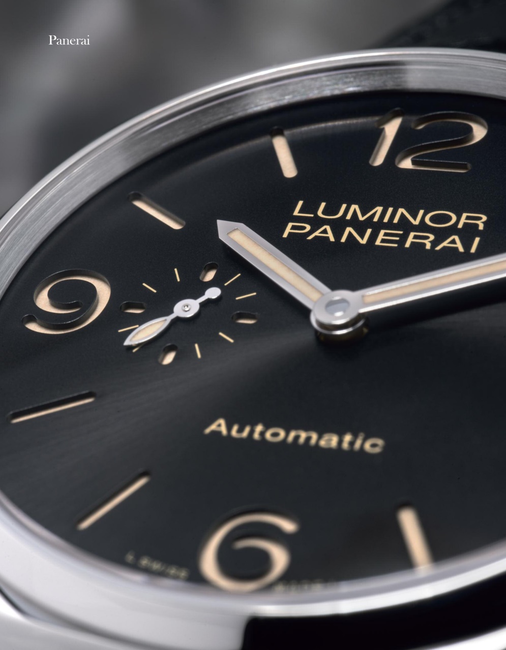 L'Orologio Preview Pages