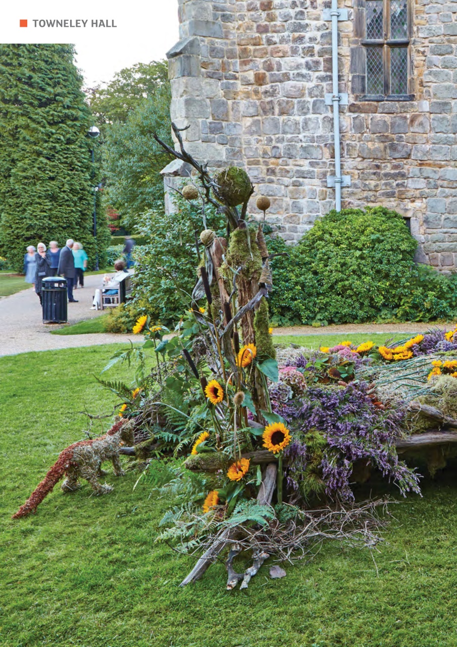 The Flower Arranger Preview Pages