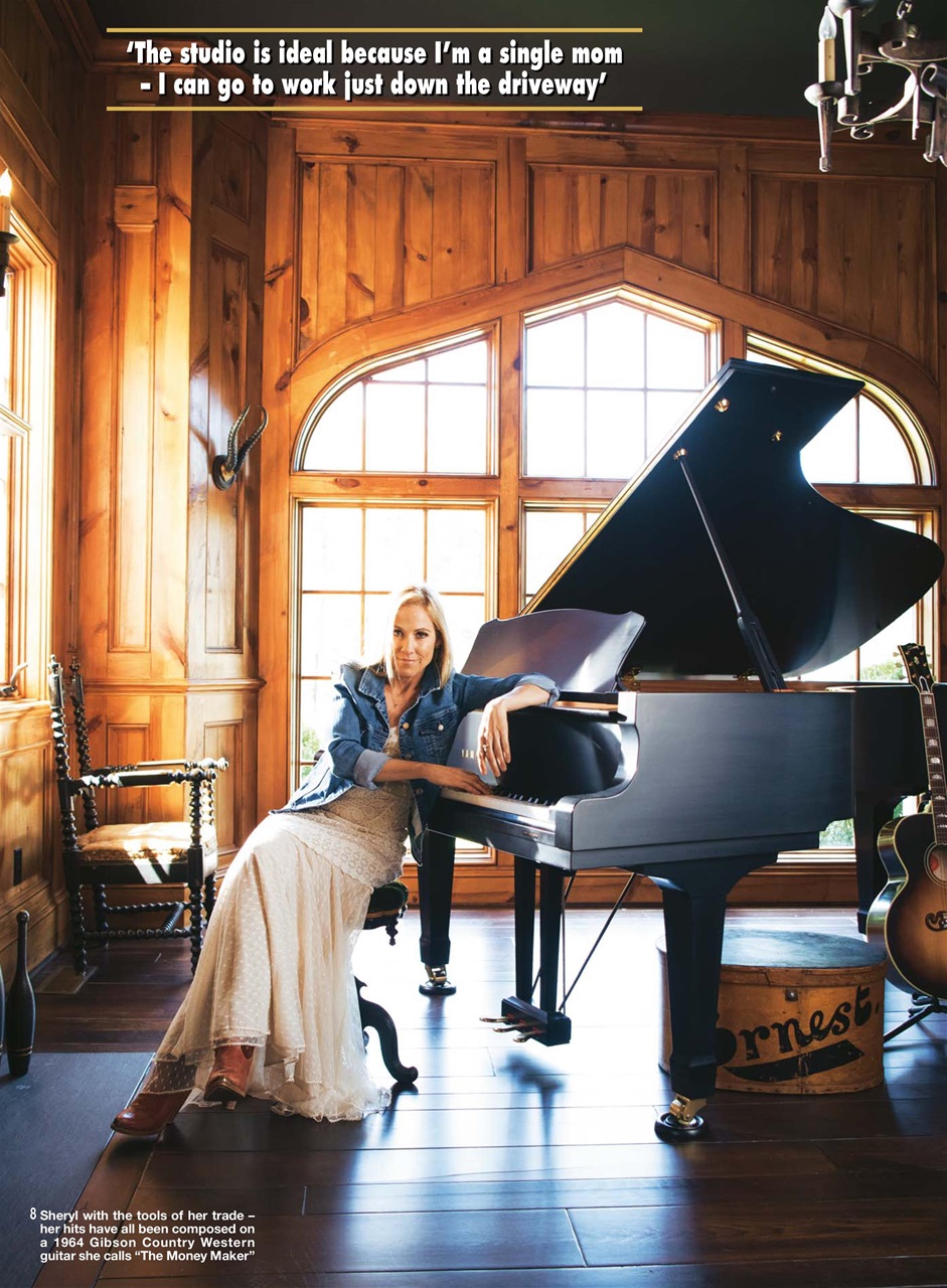 Hello! Magazine Preview Pages