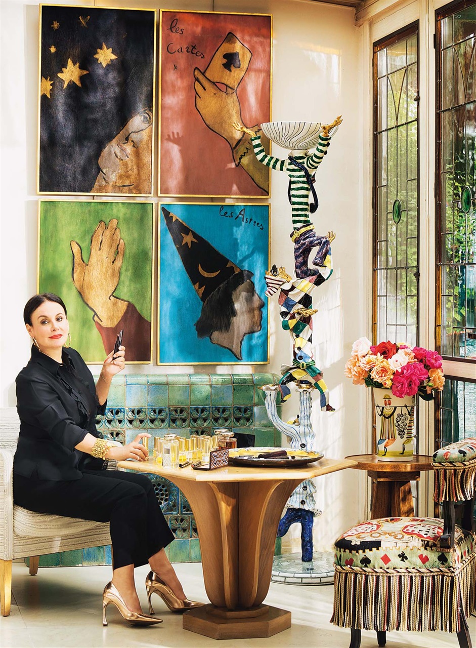 Hello! Magazine Preview Pages