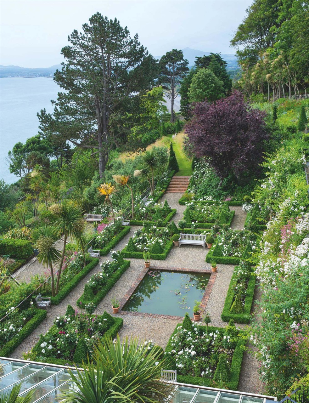 Country Life Preview Pages