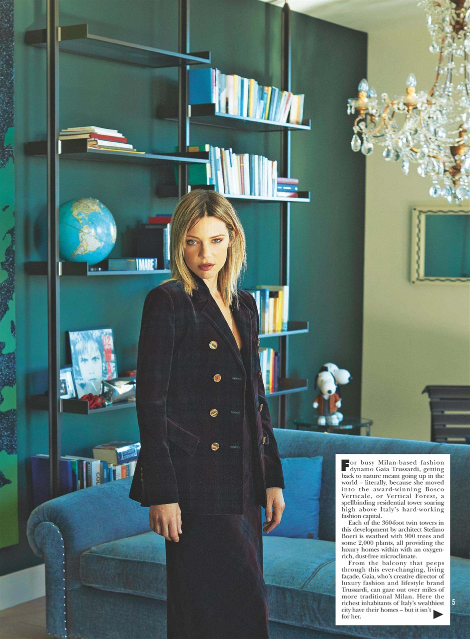 Hello! Magazine Preview Pages