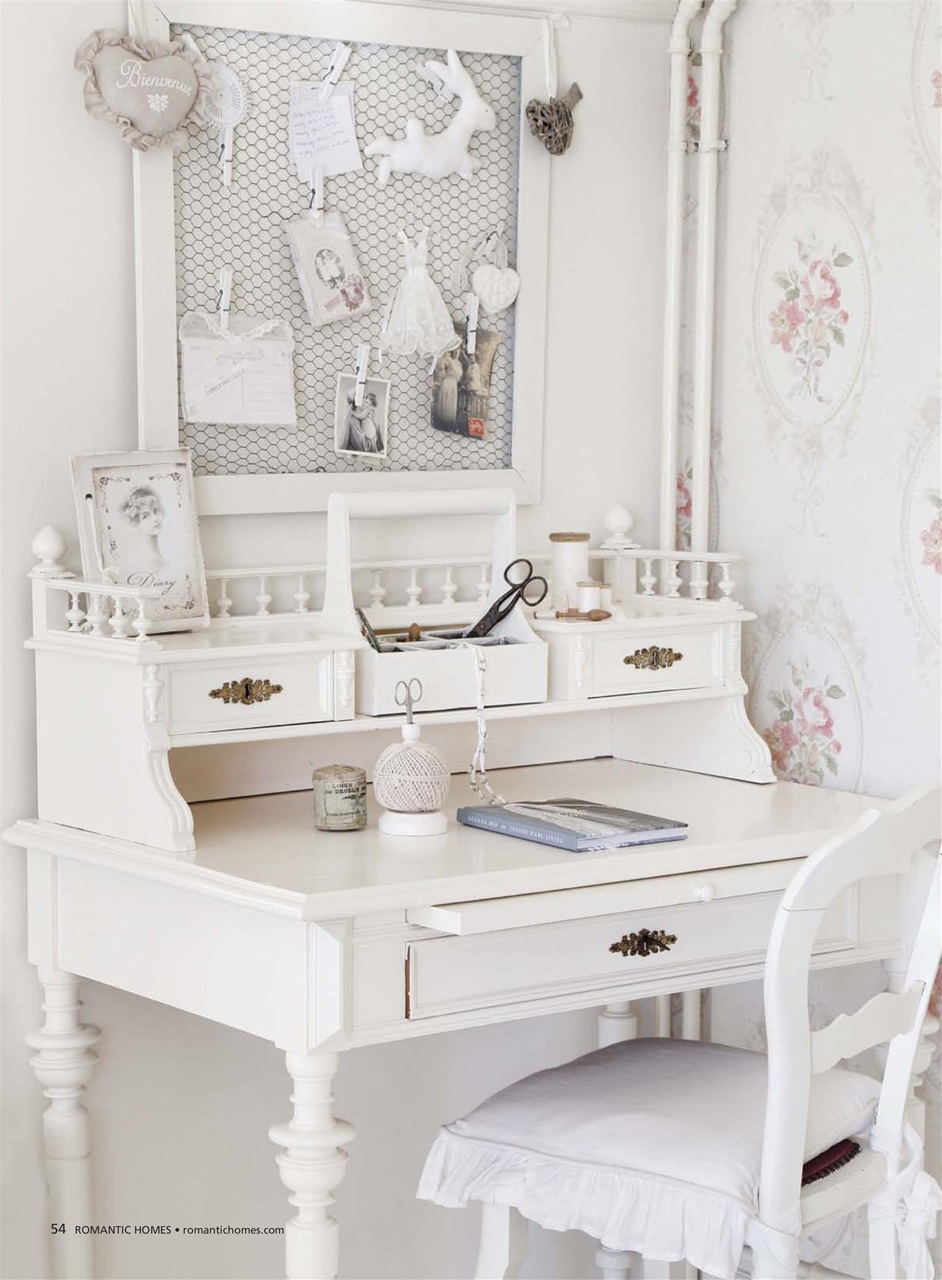 Romantic Homes Preview Pages