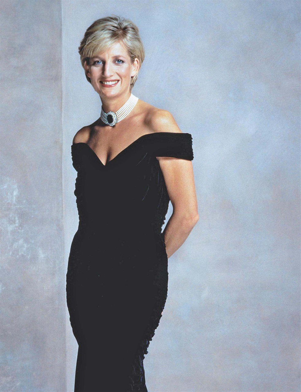 Hello! Magazine Preview Pages