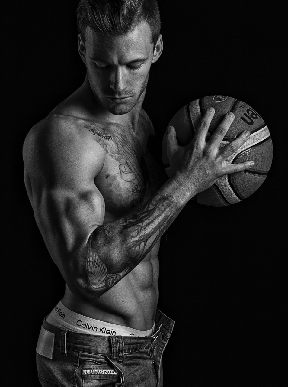 Adon Magazine Preview Pages