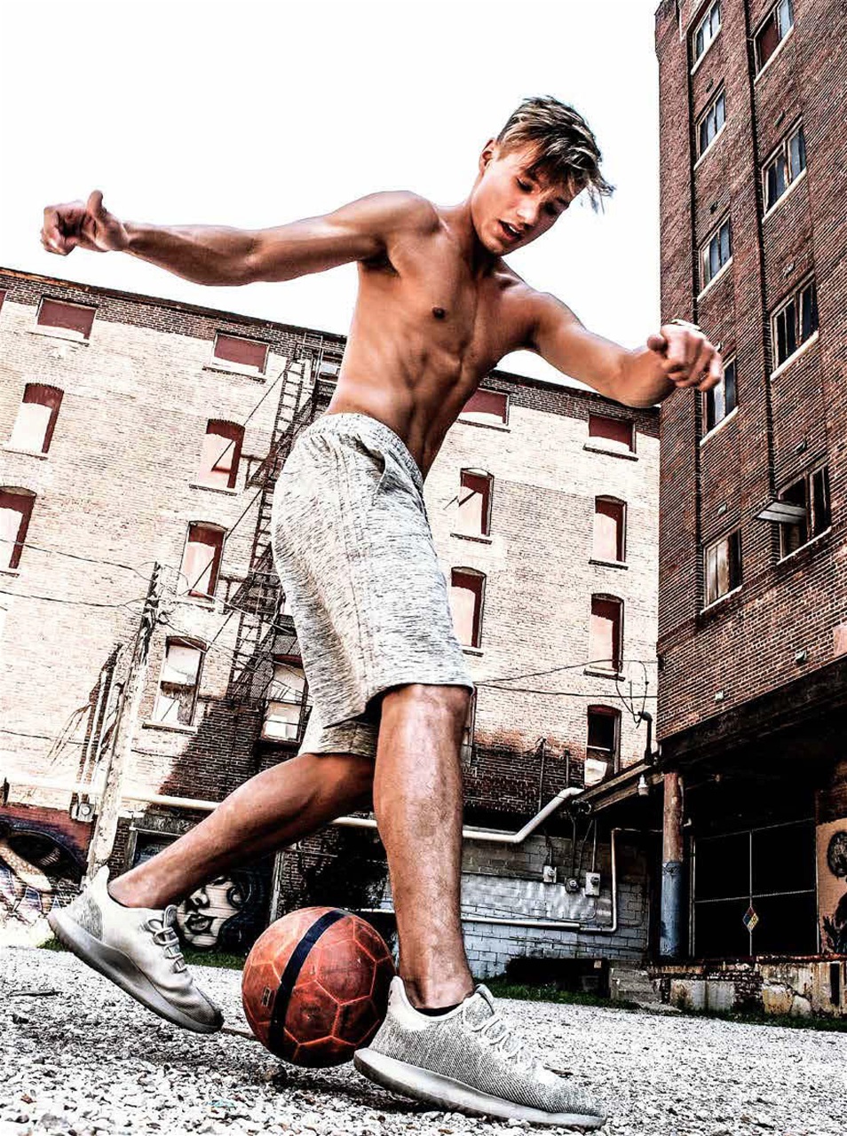 Adon Magazine Preview Pages