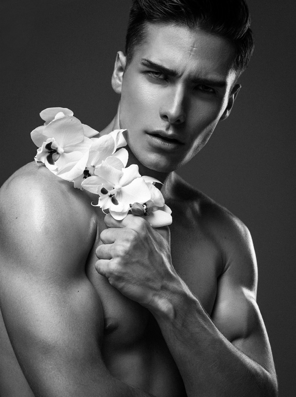 Adon Magazine Preview Pages