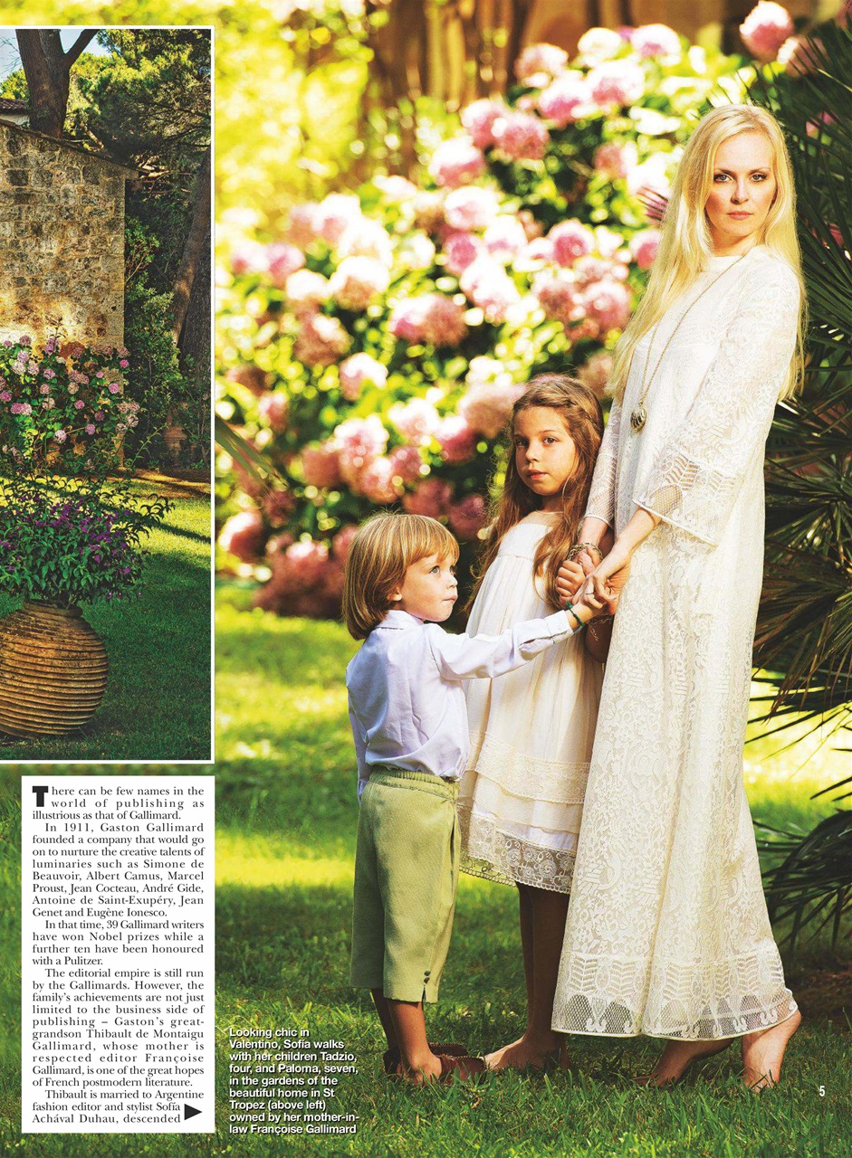 Hello! Magazine Preview Pages