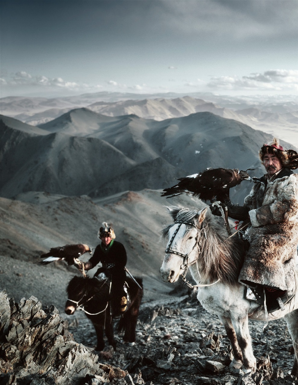 Lens Magazine Preview Pages