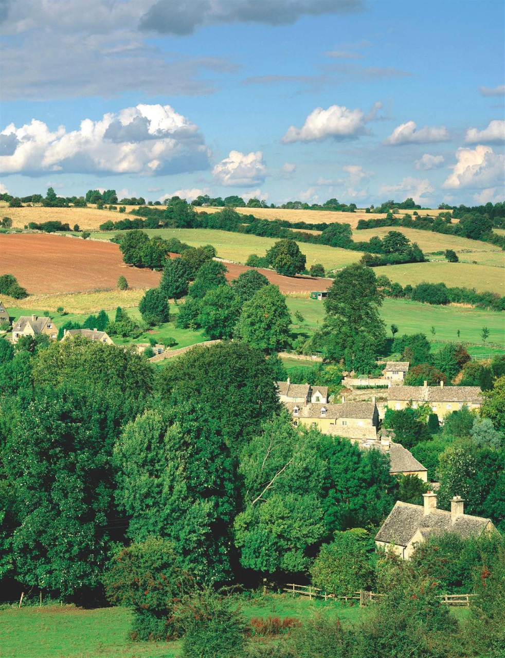 Country Life Preview Pages