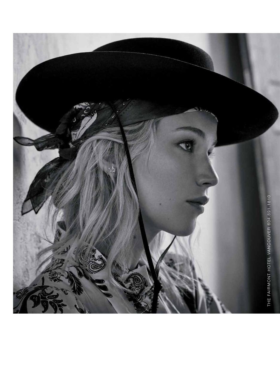 Fashion Magazine Preview Pages