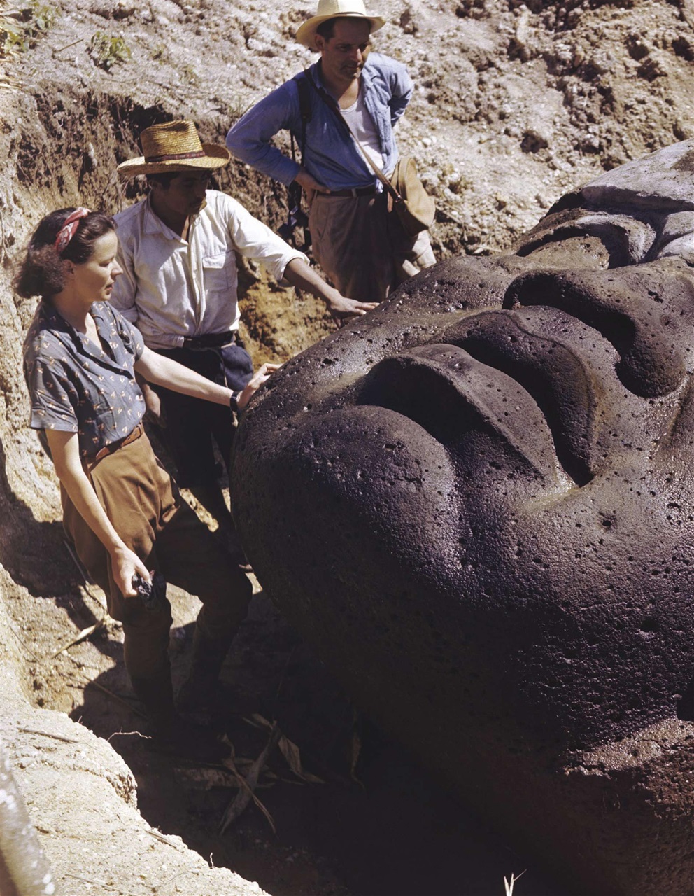 BBC History Revealed Magazine Preview Pages