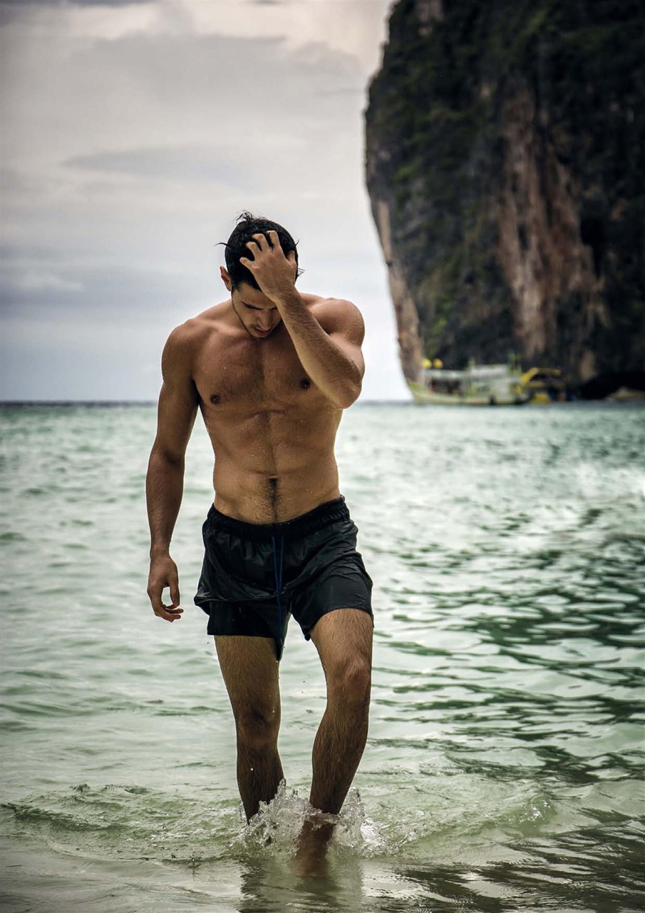 QMagazine Preview Pages