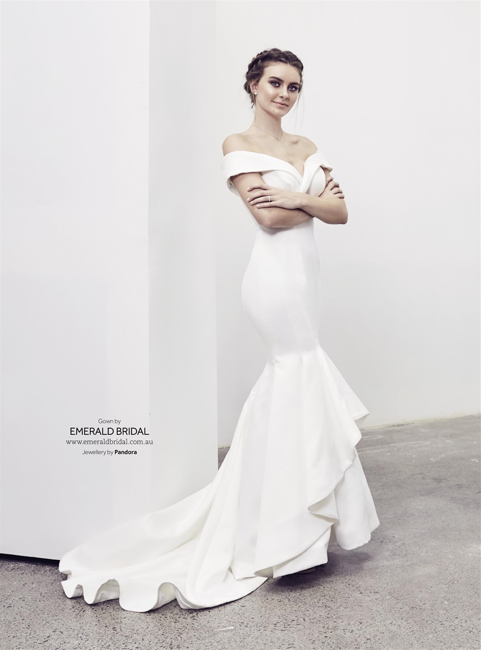 Modern Wedding Preview Pages