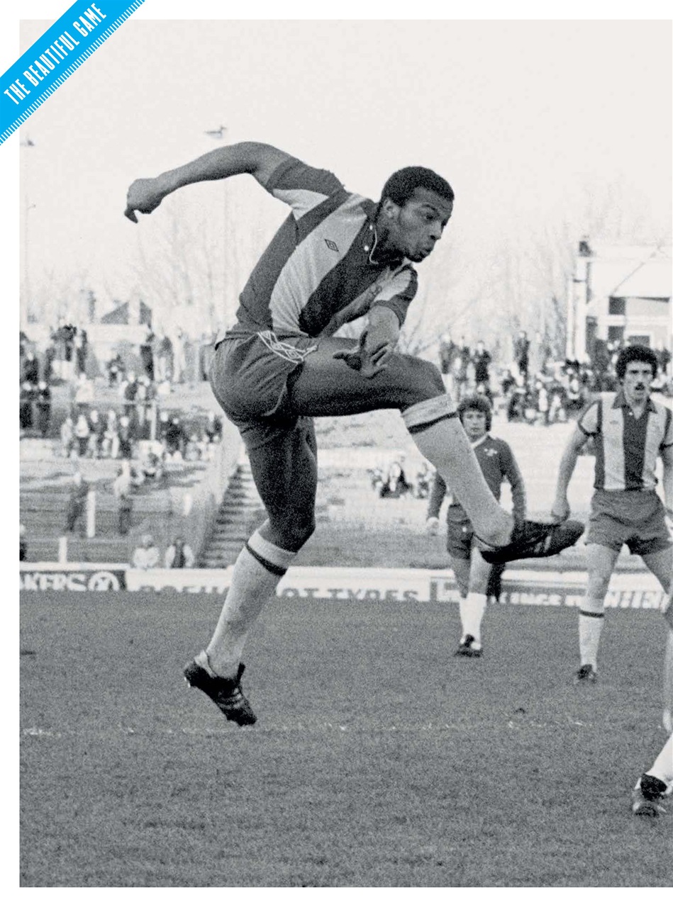 FourFourTwo Preview Pages