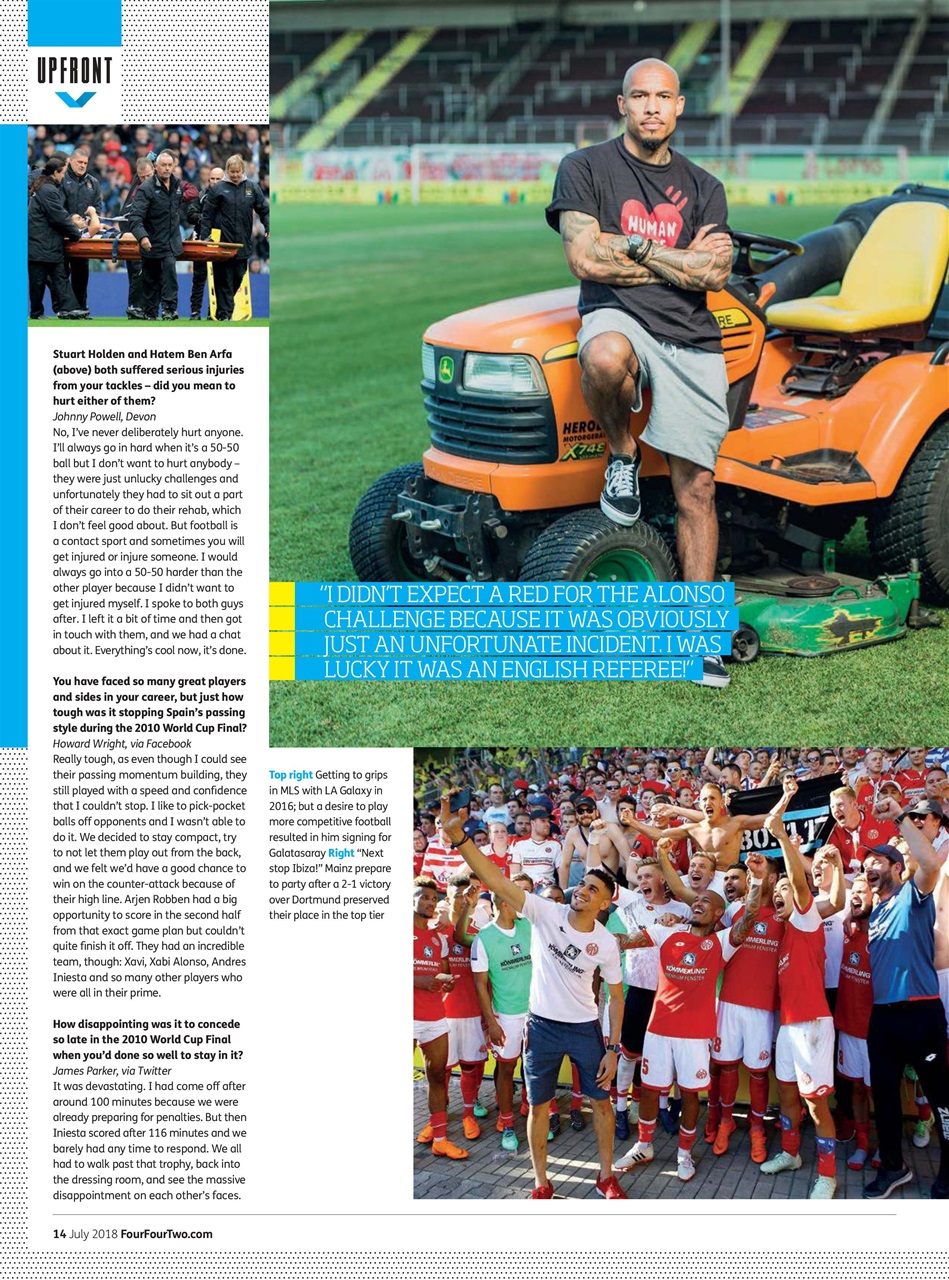 FourFourTwo Preview Pages
