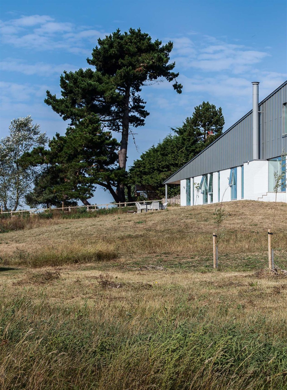 Homebuilding & Renovating Magazine Preview Pages