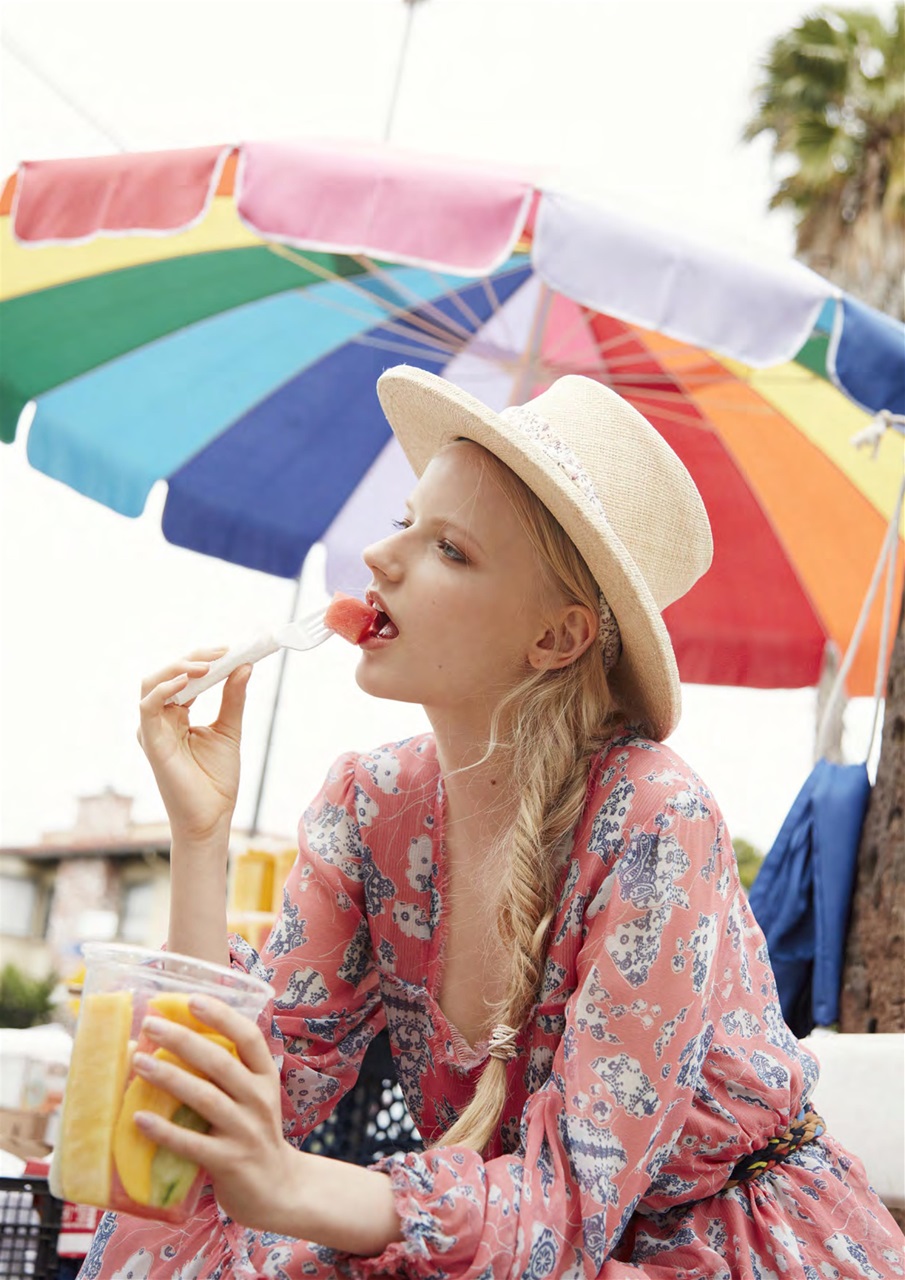 FROW Magazine Preview Pages