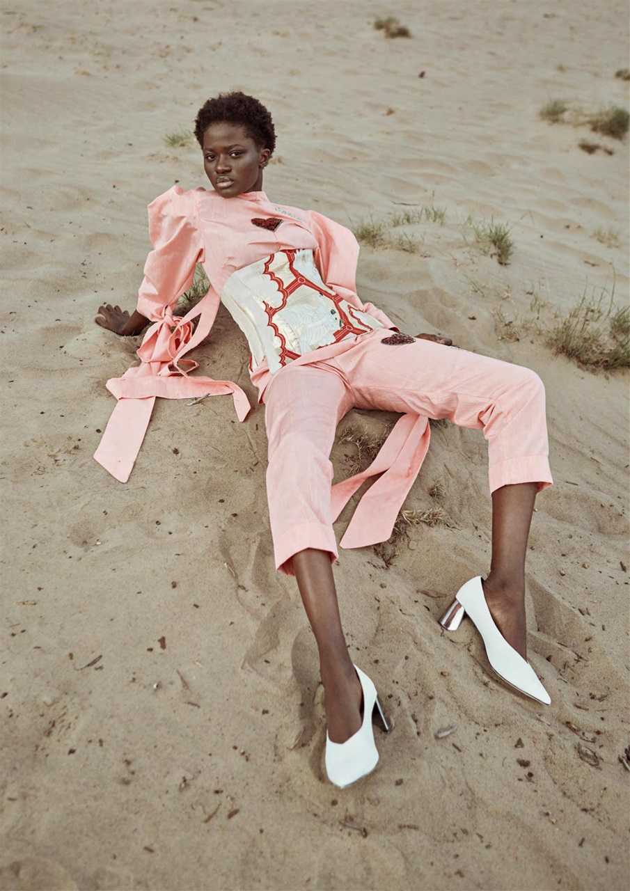 FROW Magazine Preview Pages