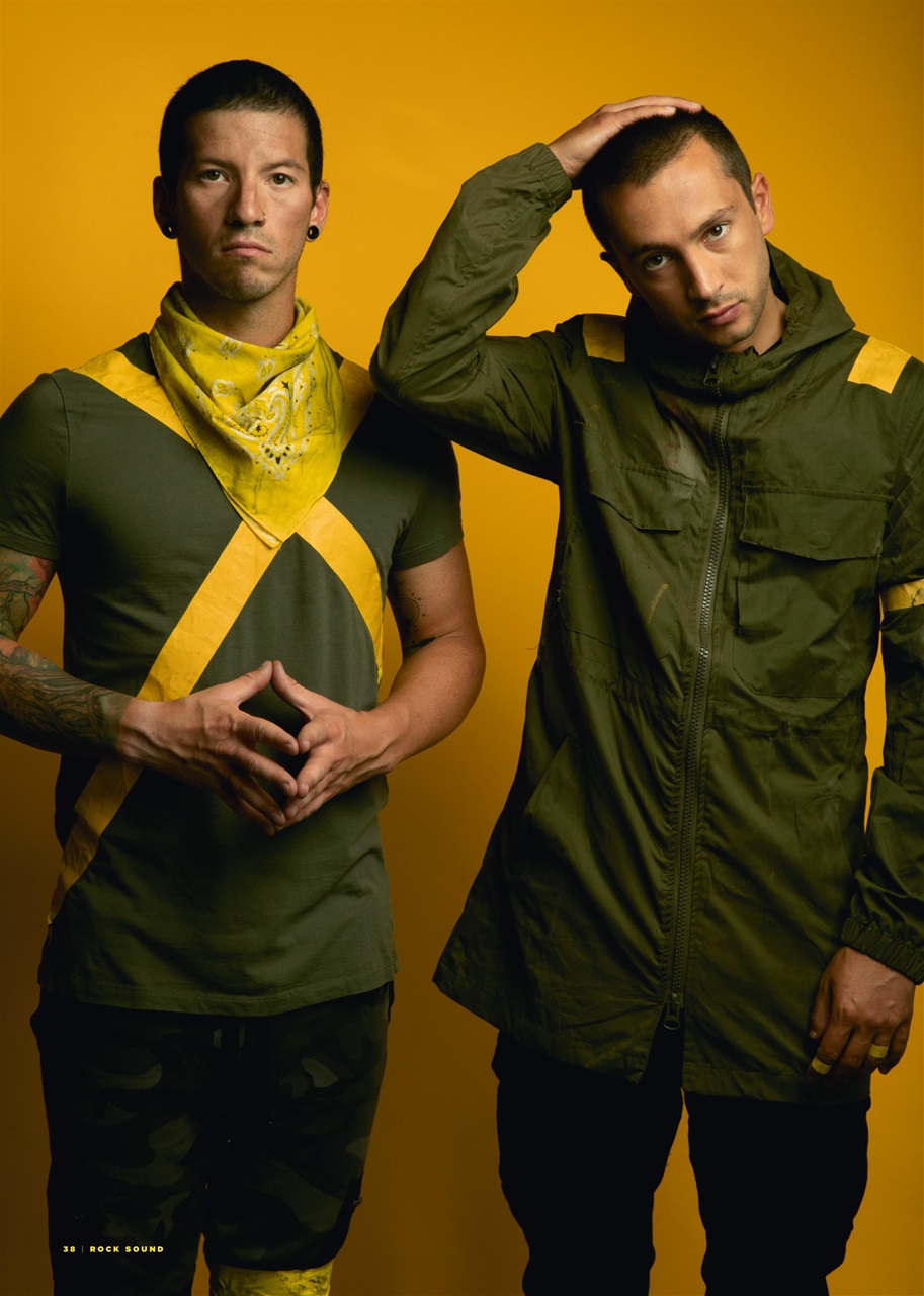 Rock Sound Magazine Preview Pages