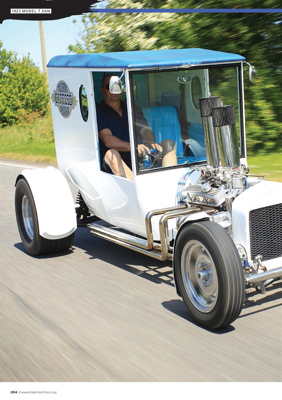 Street Machine Preview Pages