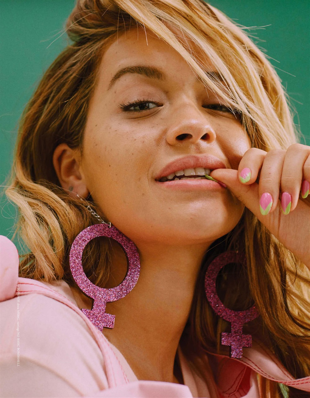 Notion Magazine Preview Pages