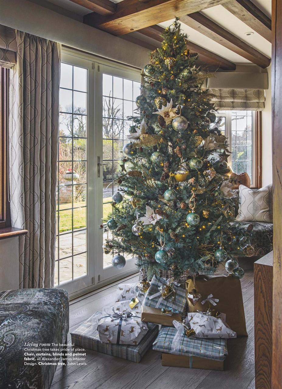 Country Homes & Interiors Preview Pages