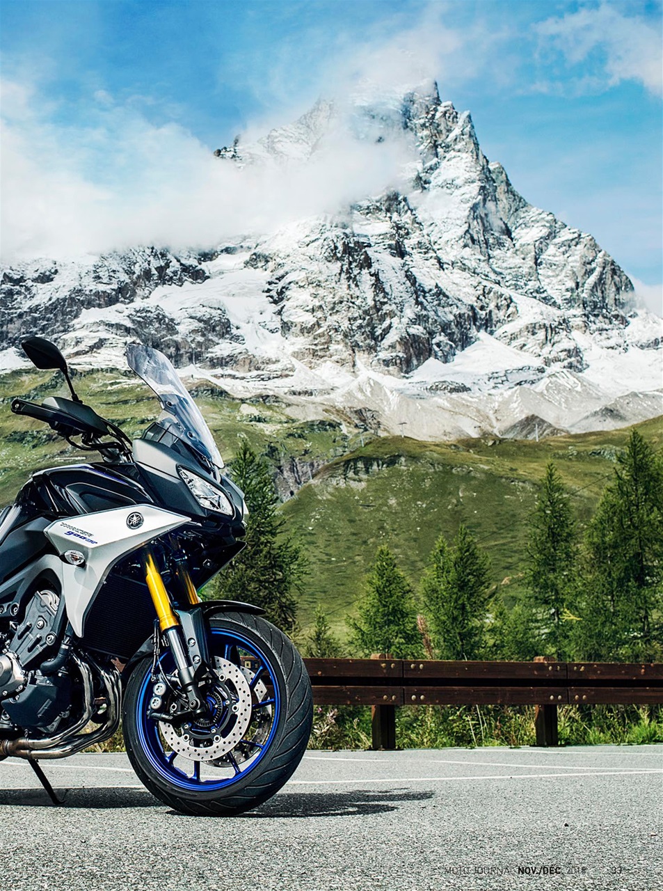 Moto Journal Preview Pages