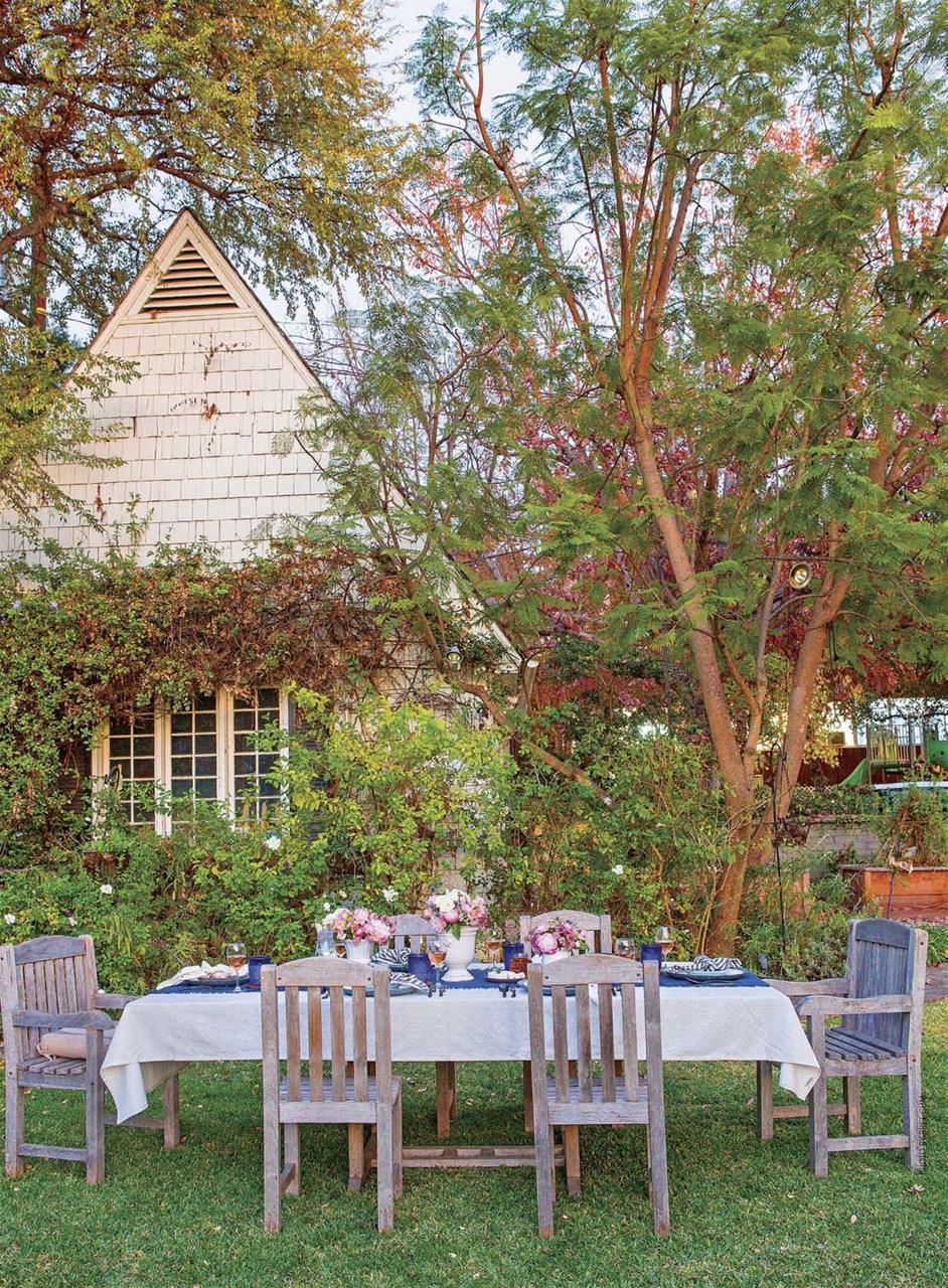 Cottages and Bungalows Preview Pages