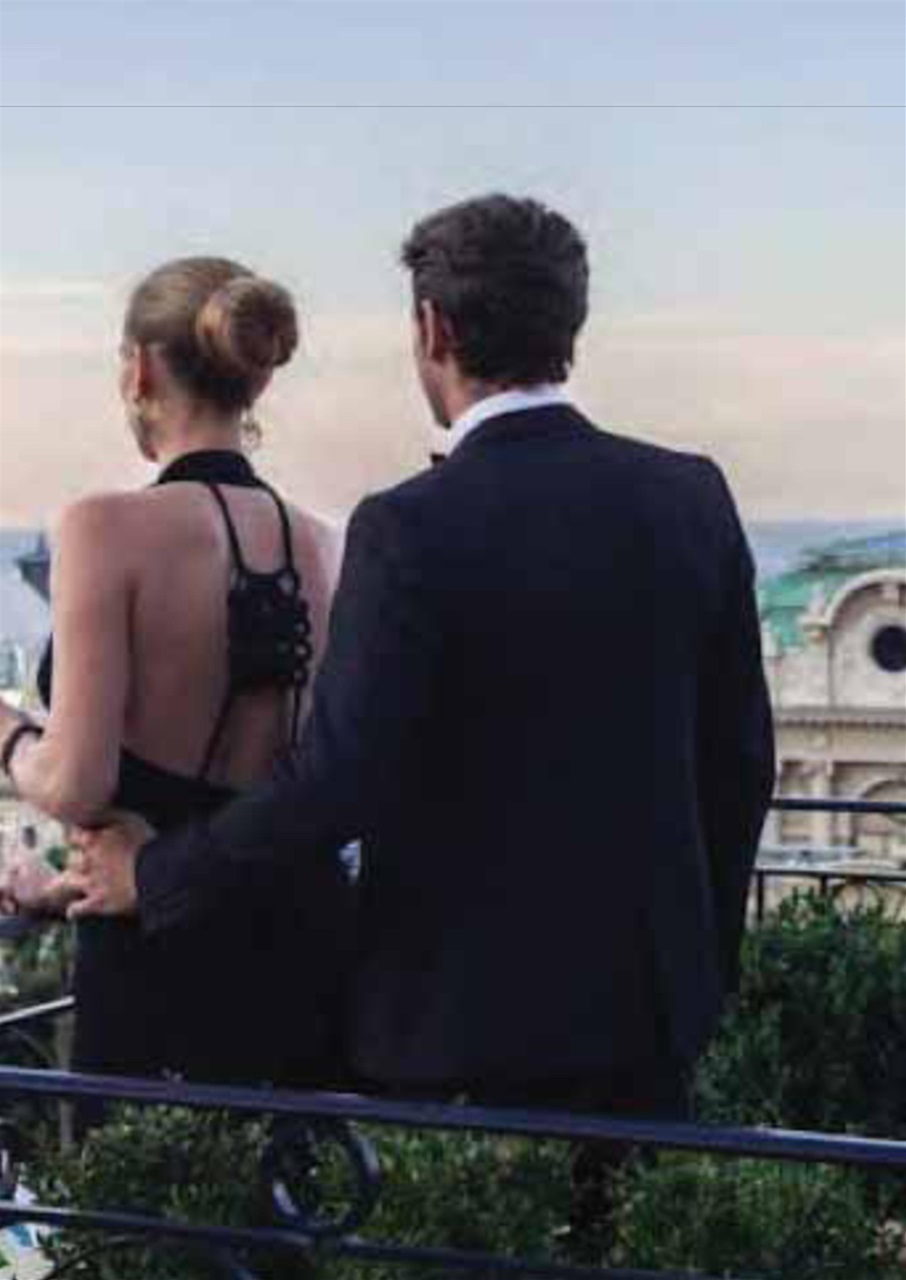 CLIK Magazine Preview Pages