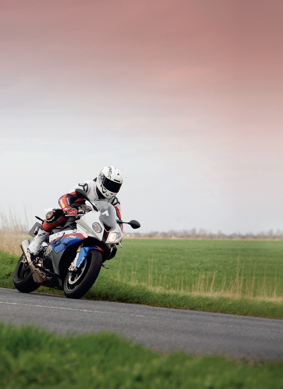 Superbike Magazine Preview Pages