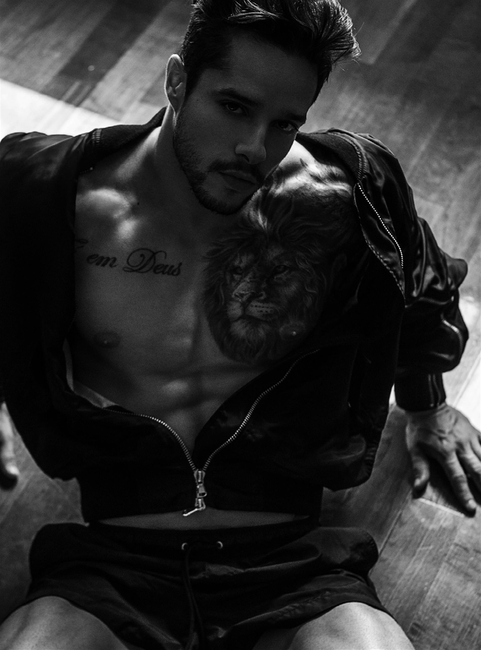 Adon Magazine Preview Pages