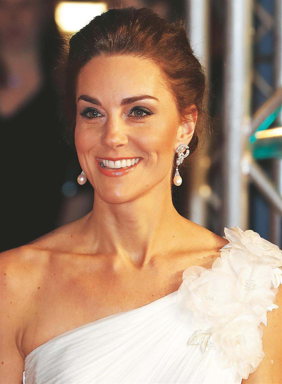 Hello! Magazine Preview Pages