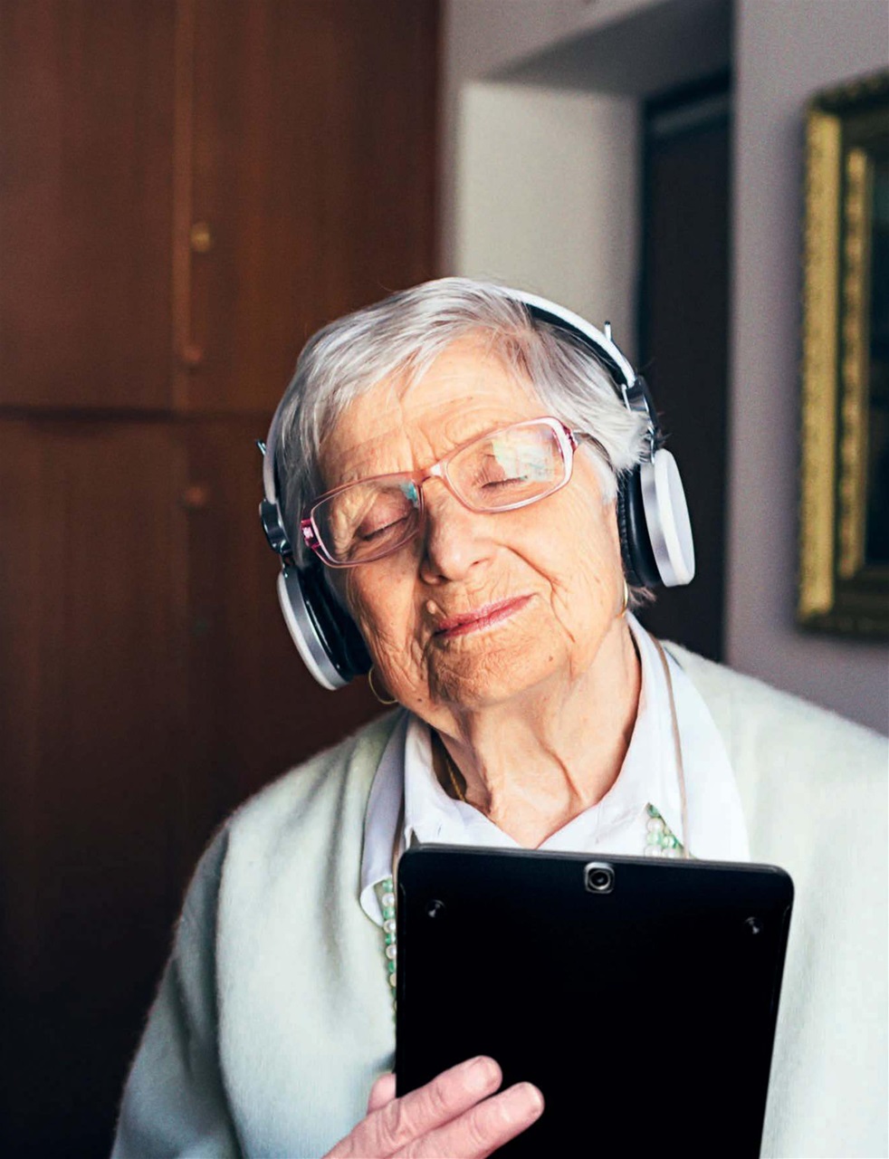 What Car? Preview Pages