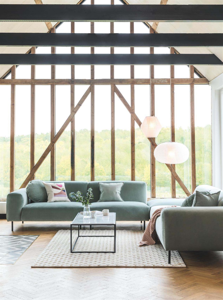 Homes & Gardens Preview Pages