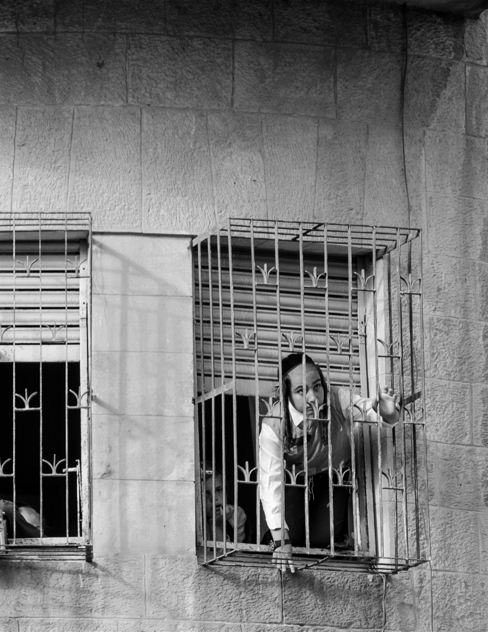 Lens Magazine Preview Pages