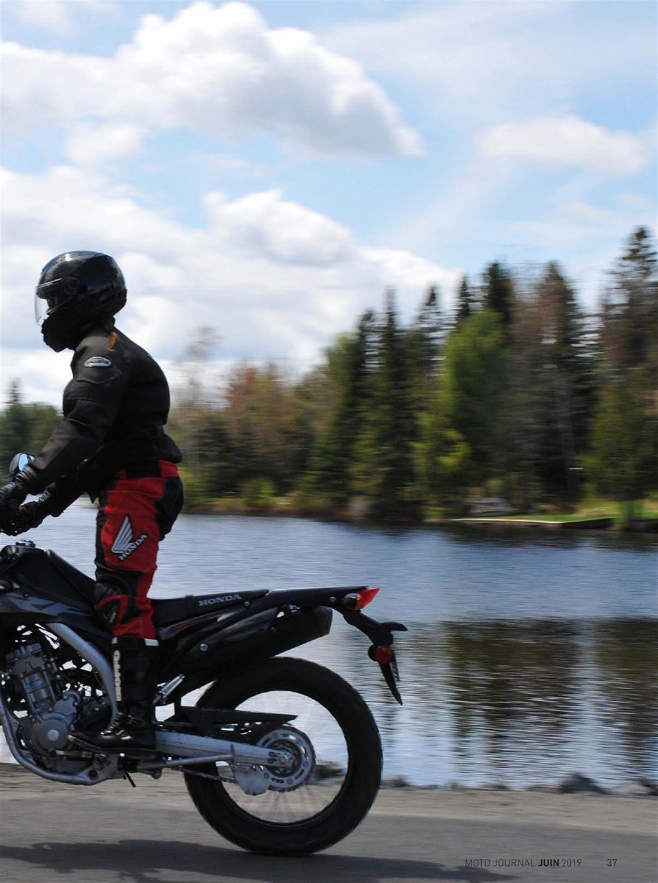Moto Journal Preview Pages