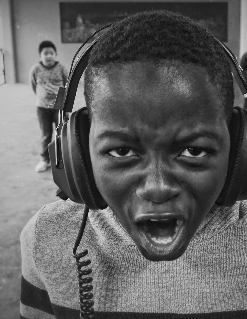 Lens Magazine Preview Pages