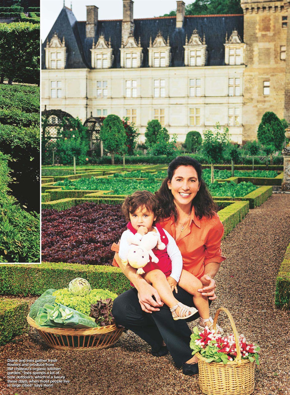 Hello! Magazine Preview Pages