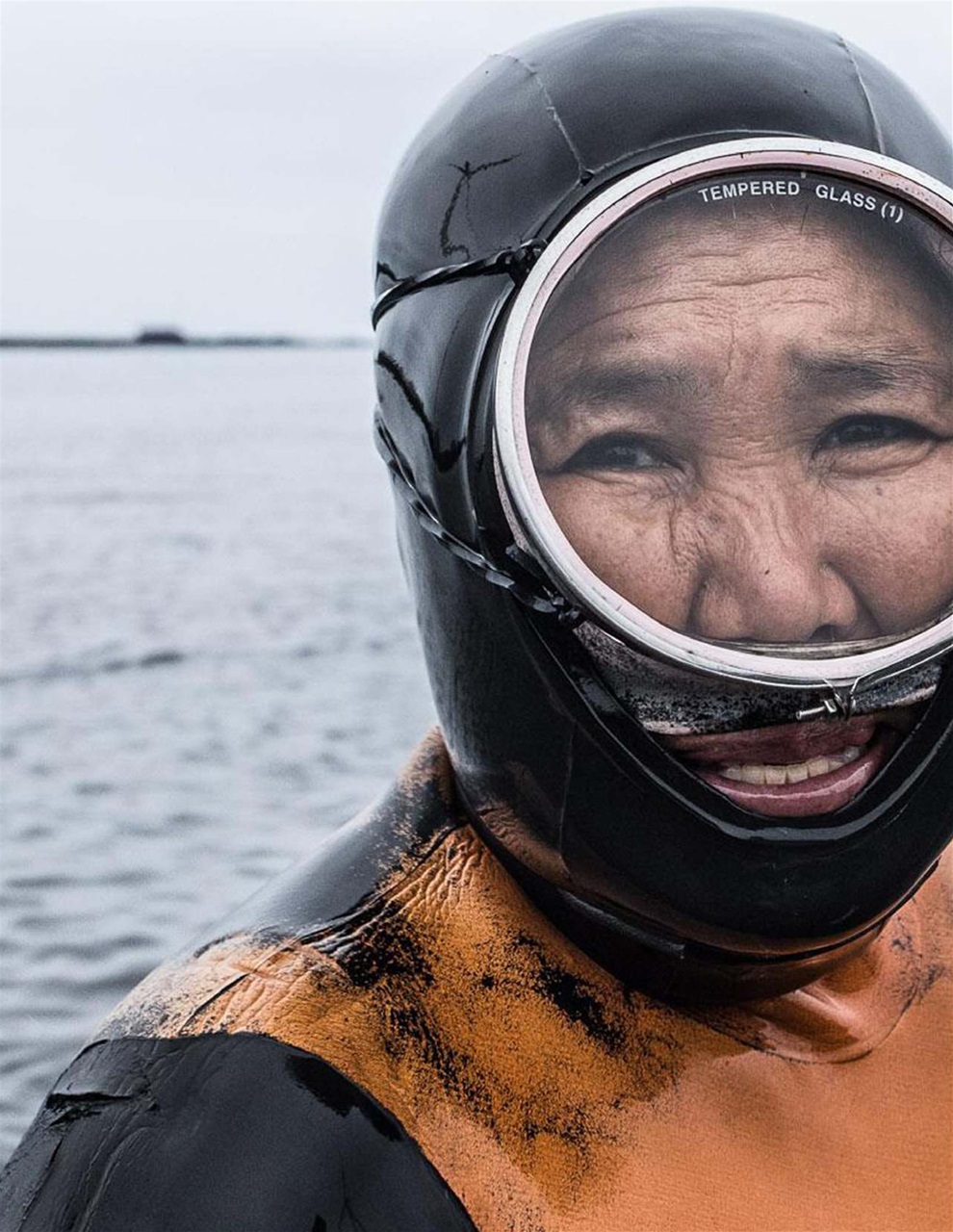 Lens Magazine Preview Pages